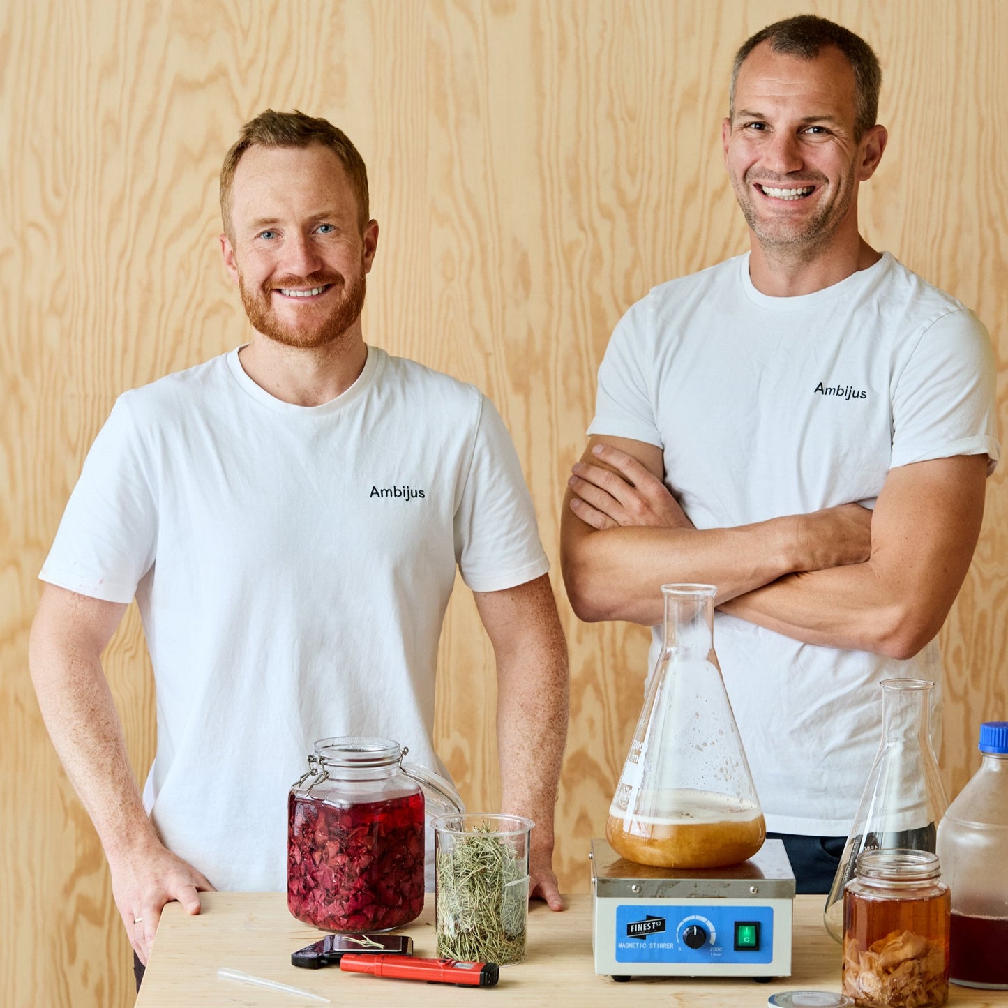 Ambijus - Clearly confused, alkoholfritt alternativ till orange vin, 750 ml