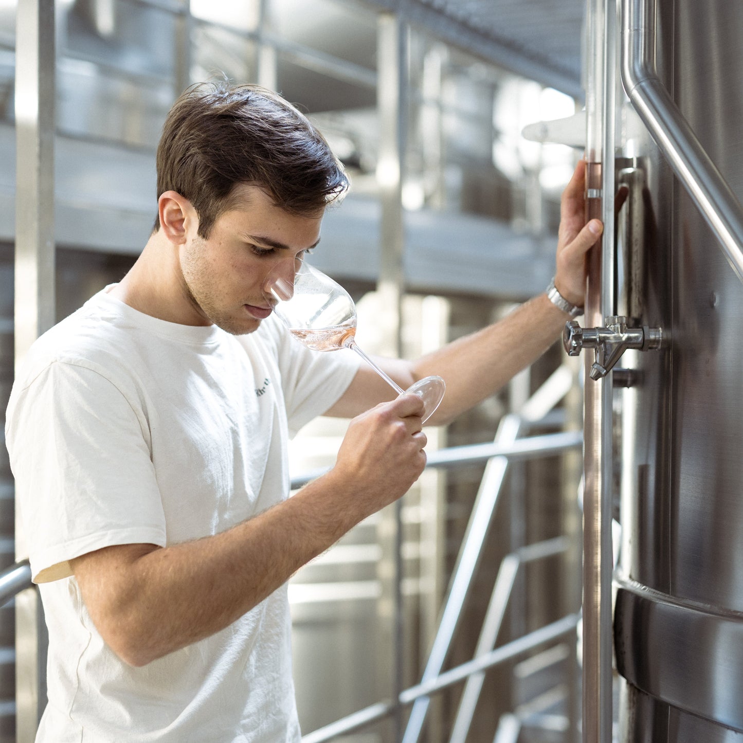 DIVIN alkoholfri sparkling  Sauvignon blanc, 750 ml.